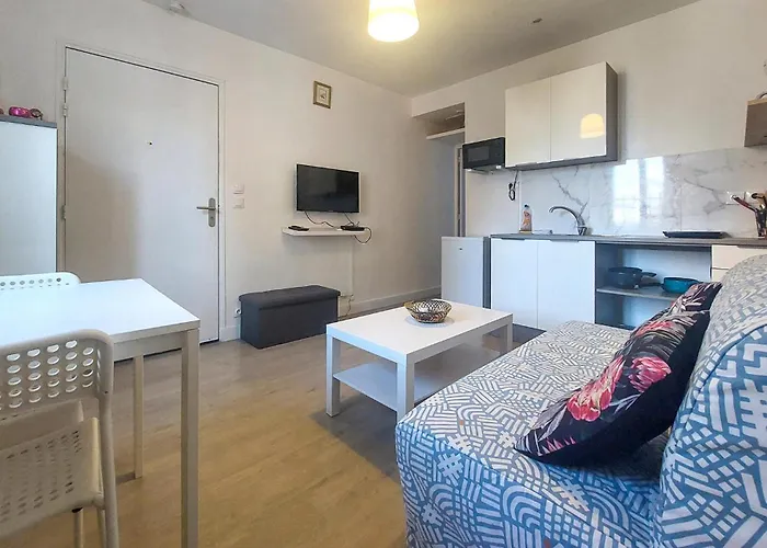 1 Bedroom Beautiful In *