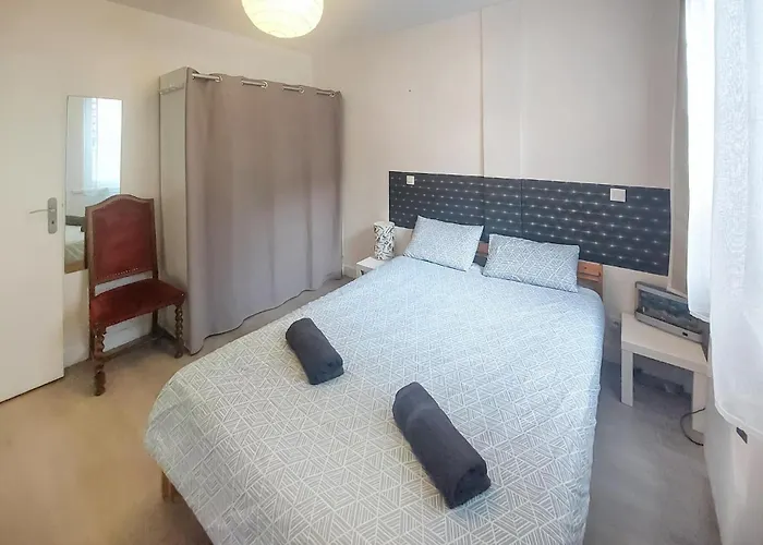 Appartement 1 Bedroom Beautiful In *